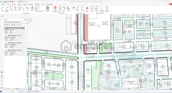 Üniversite Yanı Satlık Mükemmel Konumda 3 Cepheli 1392m2 A5 Arsa 2