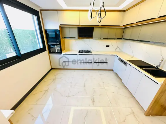 Yenimahalle De Şömineli Ve Dağ Manzaralı 4+1 Sıfır Lüx Satılık Triblex Villa 1