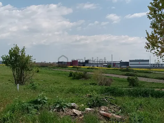 Vize Saray İstanbul Yolu Üzerinde Satılık 563 M2 Tarla 1
