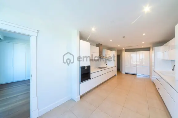 Selenium Twins Boğaz Manzaralı 4+1 Satılık Daire 330 M2 1