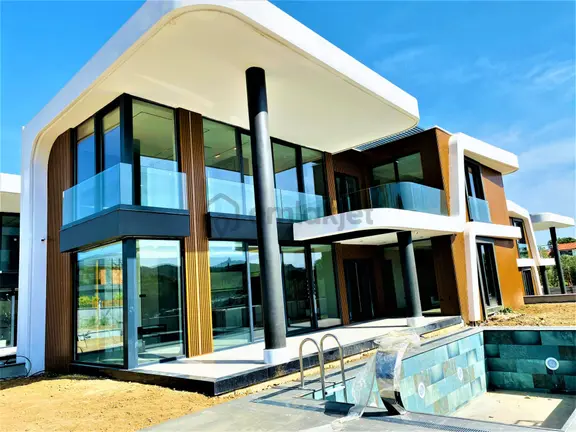 Güre'de 3+1 Satılık Sıfır Dublex Lüx Villa 1