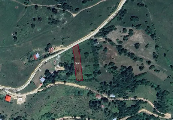Altın Emlak Giresun'dan Kümbet Uzundere'de Satılık Arsa 1604m² 2