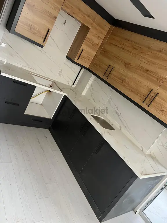 Arkadaş Emlaktan Mehmet Akif Ersoy Cad. 2+1 Ve 3+1 Sıfır Satılık Daireler 2