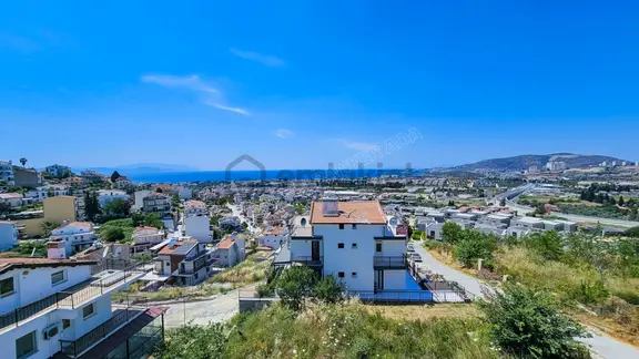 Kuşadası Efes Evlerinde Kiralık 4+1 Eşyalı Yazlık 2