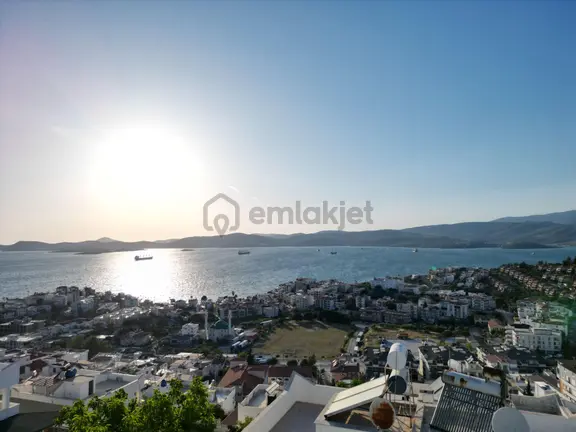 Milas Güllük'te Satılık Site İçerisinde Tam Müstakil Köşe Villa 2