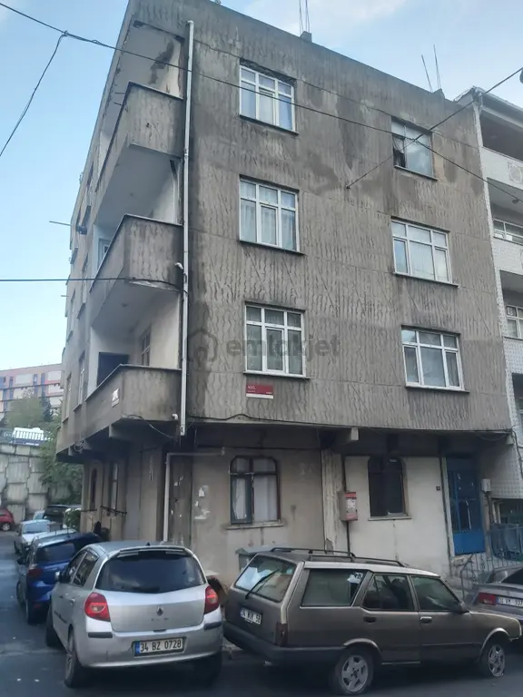 Esenler Turgut Reis Mahallesinde 3+1 125 Metre Kare Kiralık Daire