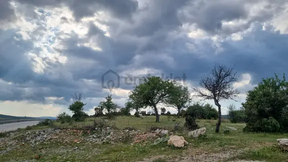 Akkaya Mah Satılık Yol Cepheli Tarla 2