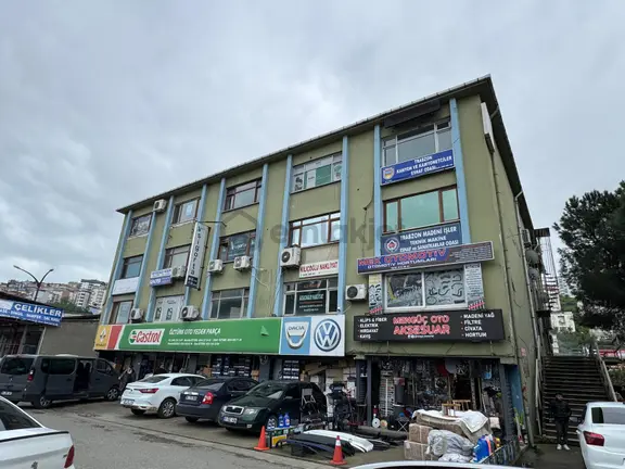Trabzon Sanayi Mahallesi Fatih Sanayi Sitesinde 4.kat Kiralık Ofis 1