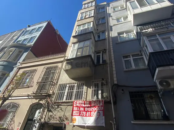 Cihangir Firuzağa' Da Satılık Komple Bina 1