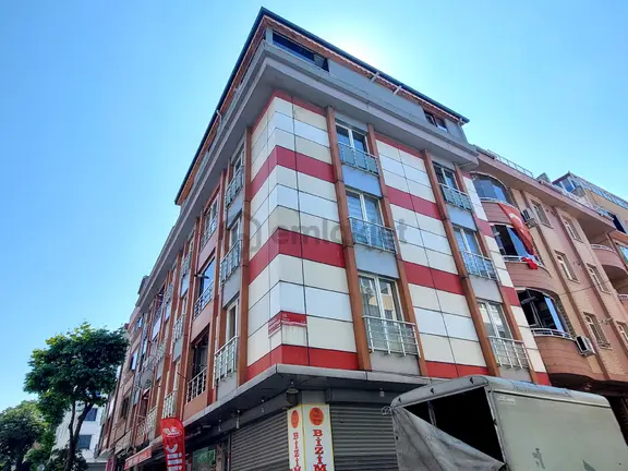 Gazi Osman Paşa Şemsi Paşa Da Satılık Daire Birinci Kat 2+1 90 M2 Tramvaya Yakın 2