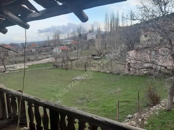 Seydikemer'de İçinde Evi Olan Satılık 750m² Arazi 2