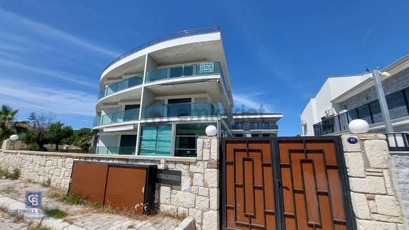 Çeşme Altınyunus Havuzlu Sitede Kiralık Büyük Balkonlu 1+1 Daire 2