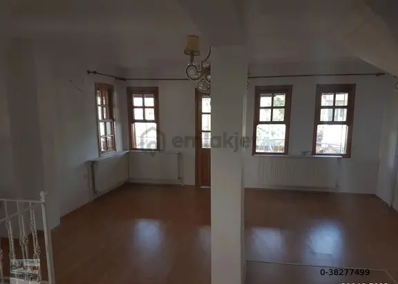 Balıkesir Ayvalık Cunda Da Satılık Tripleks Villa. 2