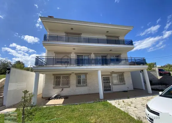Balıkesir Ayvalık Cunda Da Satılık Muhtesem Villa.deniz Manzaralı 2