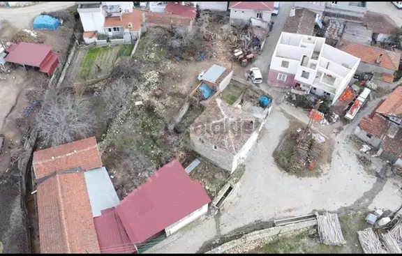 Çanakkale Merkez Kızılkeçili Köyünde Satılık 291m2 Köy İçi İmarlı Arsa 2