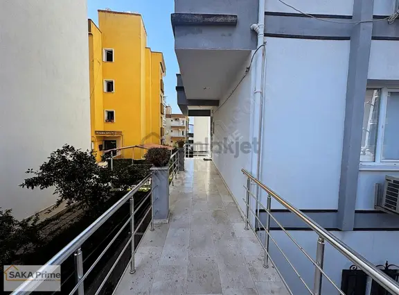 Kurtuluş Mahallesinde De Deniz Manzaralı Geniş 3+1 Satılık Daire 1