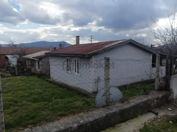 Sıdırgı Düvertepe De Müstakil Masrafsız 1+1 Balkonlu Bahçeli 1