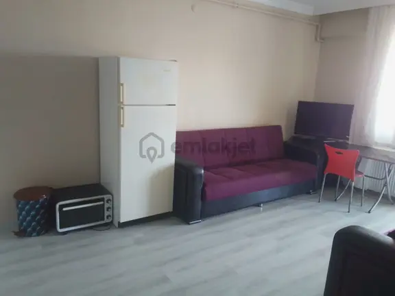 Özsoy Emlak Edirne'den Karaman İnşaat Kiralık 1+1 Eşyalı Daire 2