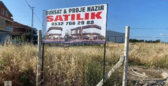 Proje Çizilmiş Ruhsat Alınmış Satılık İmarlı Arsa E5 Yoluna 50 M Mesafede 1