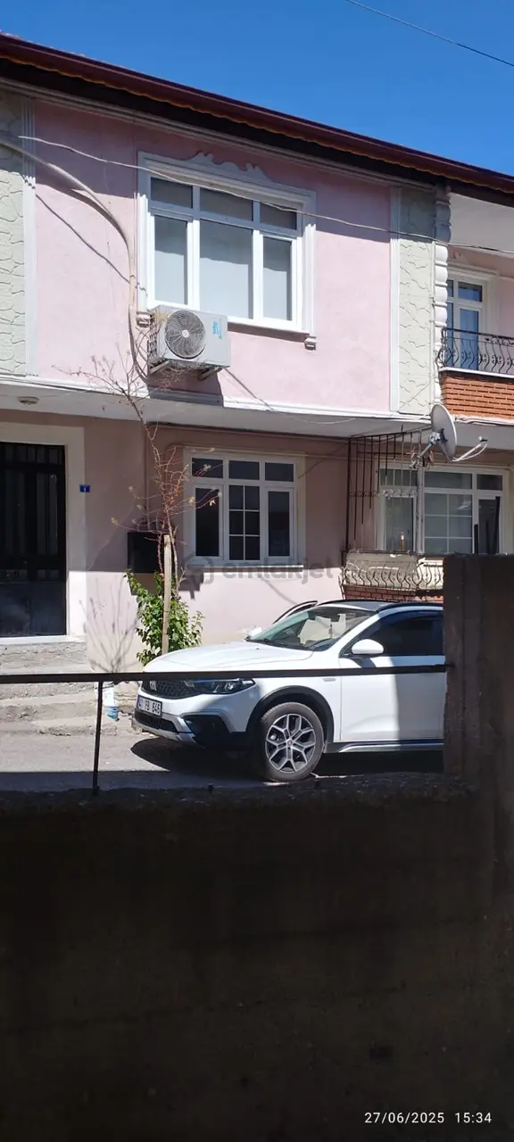 İzmit Tavşantepe'de Kiralık 110 M² 2+1 Aydınlık Daire 2