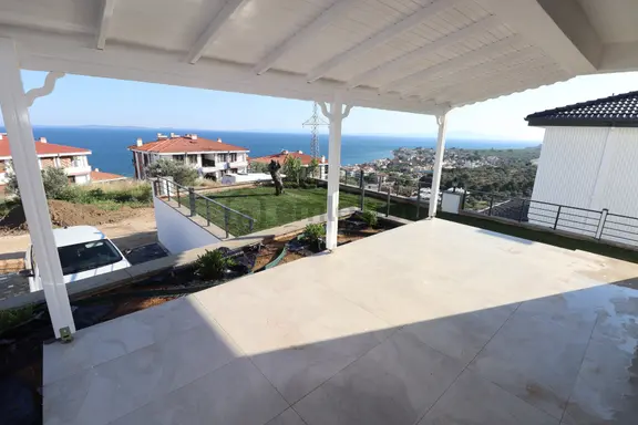 Mahmut İşler'den Satılık Ful Deniz Manzaralı Müstakil Villa 2