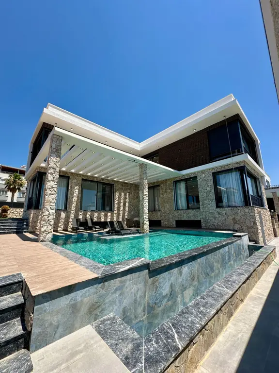 Villacı Onur'dan Didimde Ultra Lüx Satılık 4+1 Full Eşyalı Villa , Çift Havuzlu 2