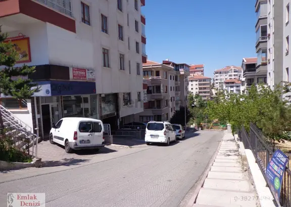 Kabil Caddesi Üzerinde 60 M2 Dükkan 2