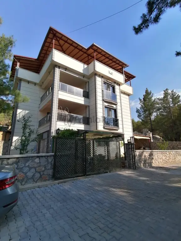 Acıpayam Yukarı Mahallesinde Harika Villa 23,500.000 Milyon Pazarlıklı Satılıktır !!! 1