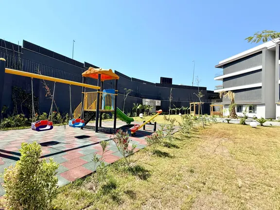 Güvenlık-havuz-bahçe-kapalı Otopark-doğalgaz(kombi)-sosyal Alan-modern-ultra Lüx-fırsat Daireler 2