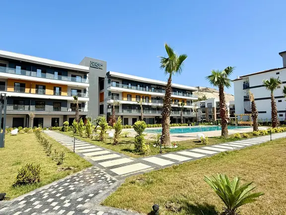 Güvenlık-havuz-bahçe-kapalı Otopark-doğalgaz(kombi)-sosyal Alan-modern-ultra Lüx-fırsat Daireler 1