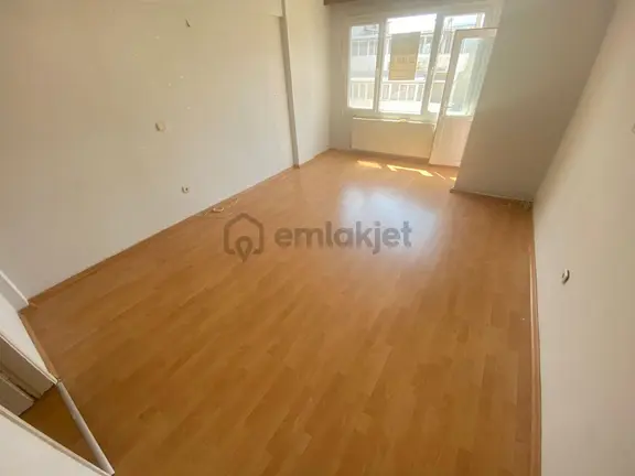 Buca Laleli Mahde 2+1 90m2 Doğalgazlı Havadar Kiralık Daire 2