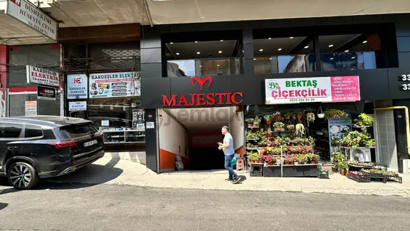 Trabzon Fatih Mah.medical Park Yakınında Satılık Dükkan 1