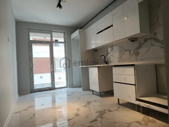 Sütlüce Mahallesinde Satılık 3+1 Daireler 1
