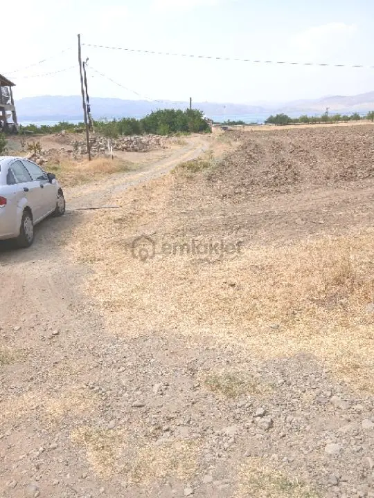 Zerteriç Te Satılık Uygun Tarla 1