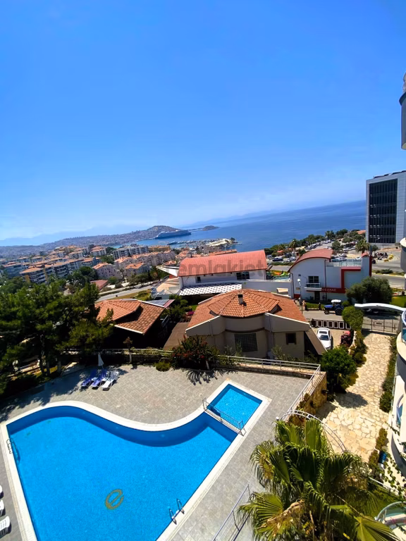 Kuşadası Marina Hastane Karşısı Eşyalı 3+1 Full Deniz Manzaralı Havuzlu Daire 1