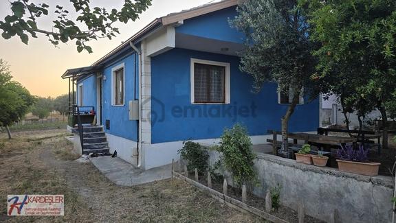 Sakarya Pamukova Teşvikiye Mah.1634 M2 Arsa İçinde Müstakil Ev 1