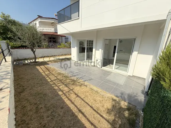 🟣🟣 Güç Gayrimenkul'den Güre'de Kazdağları Manzaralı Geniş Bahçeli Lüx Satılık 5+1 Villa 2