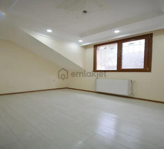 Daire Sahibi Olmak İsteyenler Bu Daireyi Görmeden Karar Vermeyin 2+1 Bahçe Kat Emsalsiz Satılık 2