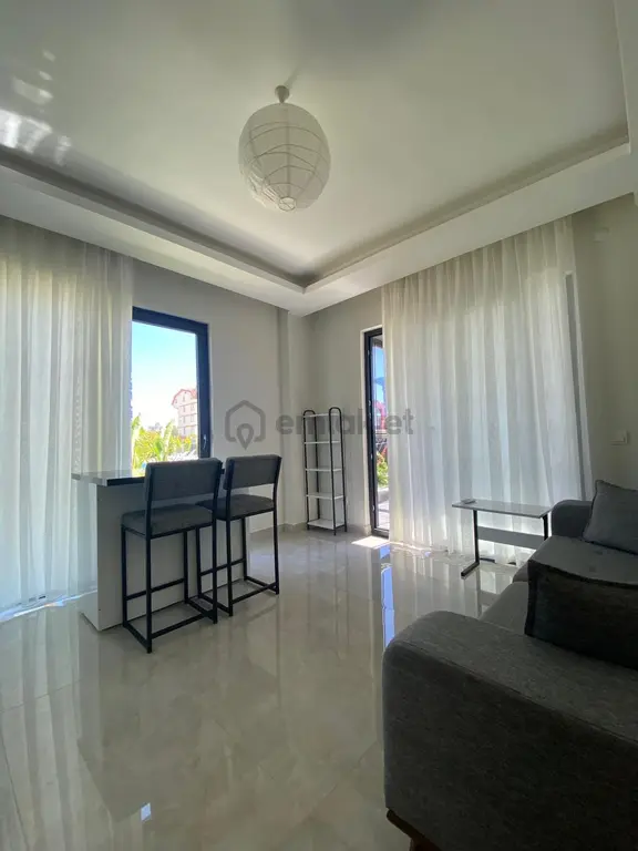 Gazipaşa Satılık 1+1 Daire Kendine Ait Bahçesi Var 2