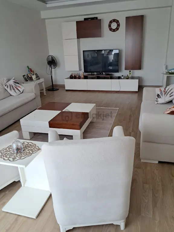Esenyurt Üçevler Mahallesi Nşehir 3+1 Satılık Daire 2