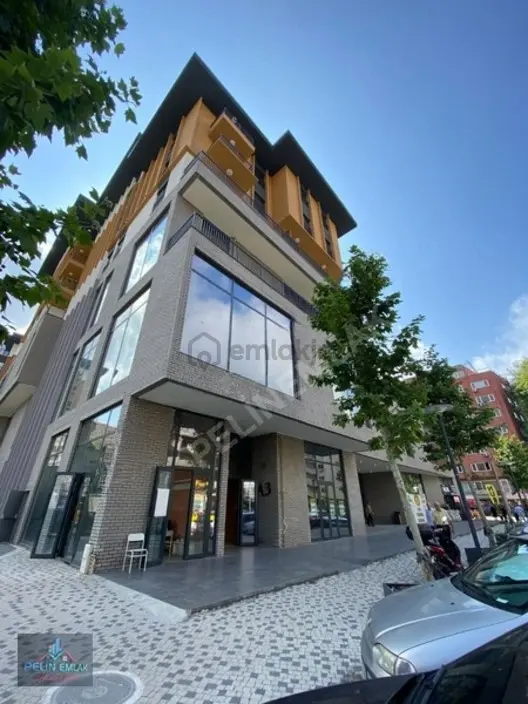 Pelin Emlak'tan Satılık 180m2 Dükkan-mağaza Elmaspark Zonguldak 1