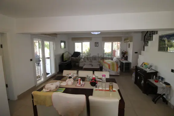 Aydın Didim Altınkum Mahallesi 6+1 Ayrı Mutfak Villa Tam Müstakil Yeşilkent Te Denize 100 Metre 2