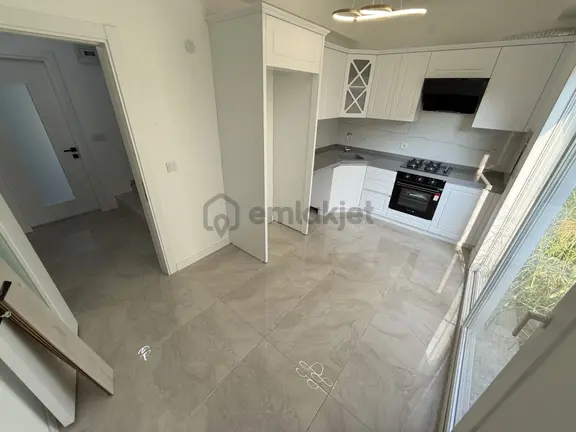 🟣güç Gayrimenkul'den Güre'de Kazdağları Manzaralı Geniş Bahçeli Sıfır Satılık 3+1 Villa 1