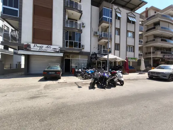 Pazar Yolu Üzerinde Önü Açık 55m2 Satılık İşyeri 1