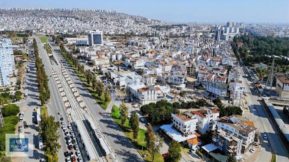 Fabrıkalar Mah'de 3 Katlı Satılık 500m2 Dükkan Mağaza 2