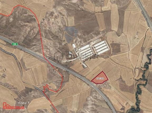 Hedef Emlaktan Çevre Yolu Üzeri Marka Çiftlik Önü Tek Tapu 1