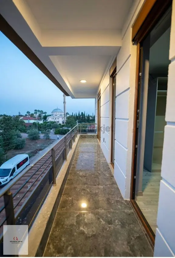 Yeşilbayır Orfe Çiftliği Yakını Satılık 8+1 Lüks Villa 1