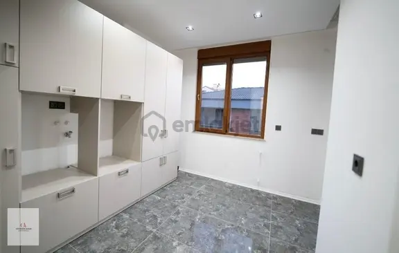 Yeşilbayır Orfe Çiftliği Yakını Satılık 8+1 Lüks Villa 2