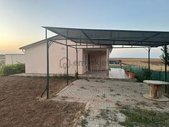 Gölbaşı Dikilitaş'ta 2+1 Müstakil Evli 1000 M² Hobi Bahçesi 1
