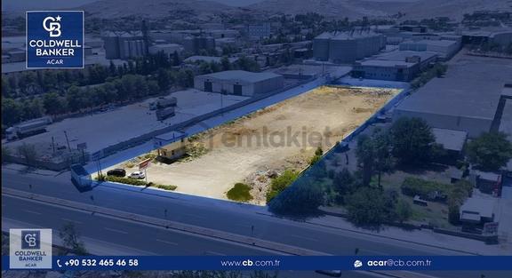 Coldwell Banker'dan Akçakale Yolunda 6150m2 Köşebaşı Arsa! 2